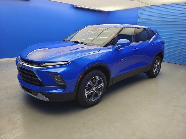 new 2025 Chevrolet Blazer car