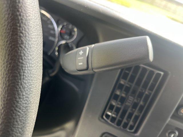 new 2025 Chevrolet Express 3500 car