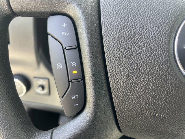 new 2025 Chevrolet Express 3500 car
