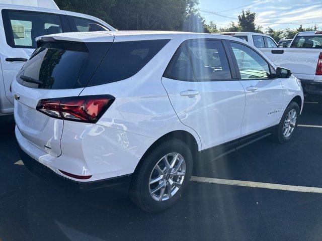 new 2024 Chevrolet Equinox car, priced at $27,895