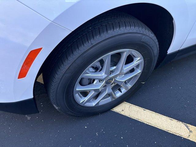 new 2024 Chevrolet Equinox car, priced at $27,895