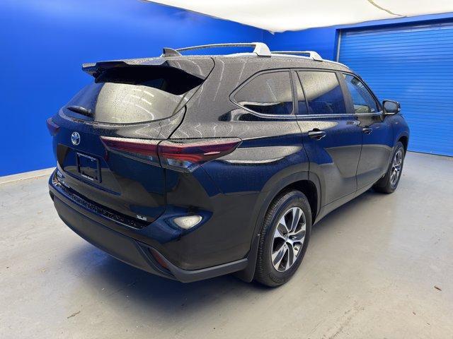 used 2024 Toyota Highlander car, priced at $38,760