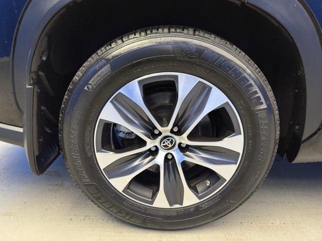 used 2024 Toyota Highlander car, priced at $38,760