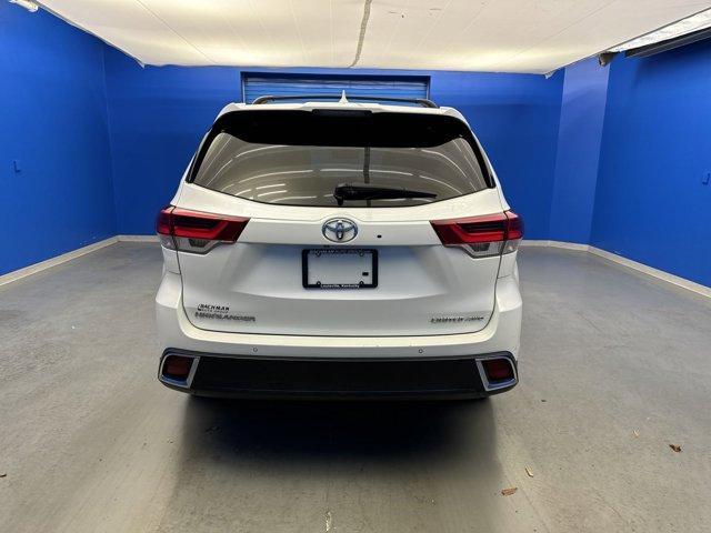 used 2019 Toyota Highlander car, priced at $25,995