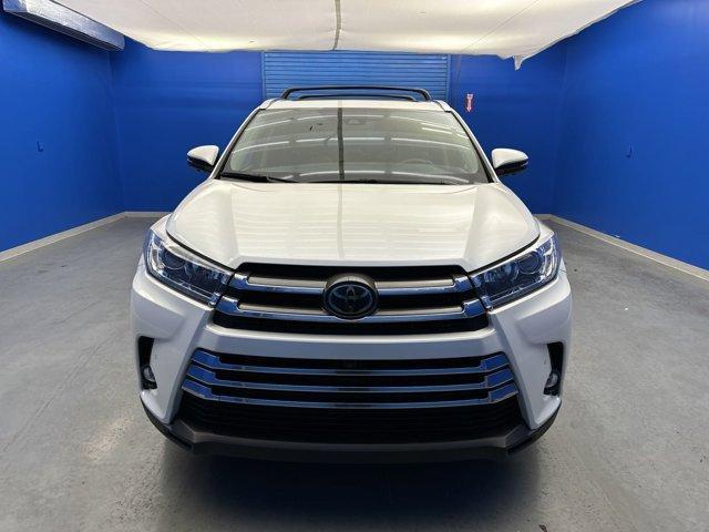 used 2019 Toyota Highlander car, priced at $25,995