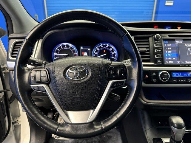 used 2019 Toyota Highlander car, priced at $25,995