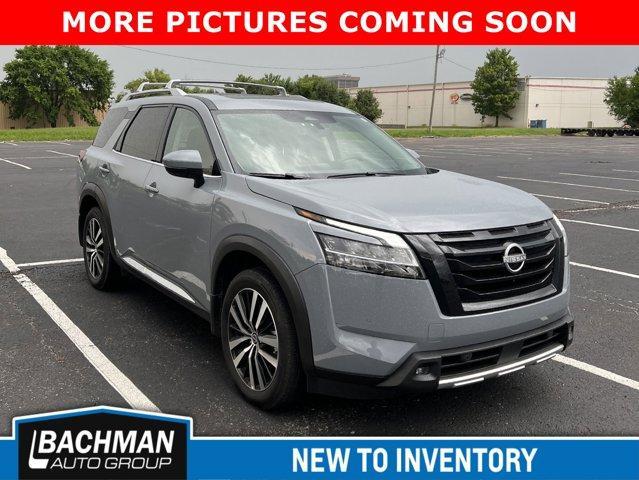 used 2024 Nissan Pathfinder car, priced at $44,995