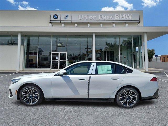 new 2024 BMW 530 car, priced at $66,195