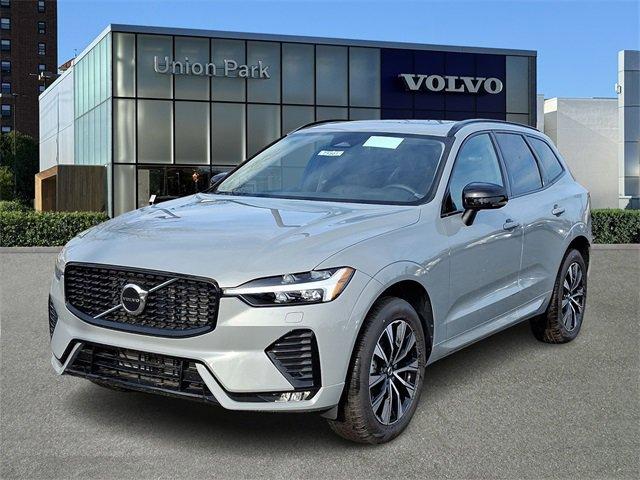 new 2025 Volvo XC60 car, priced at $51,075