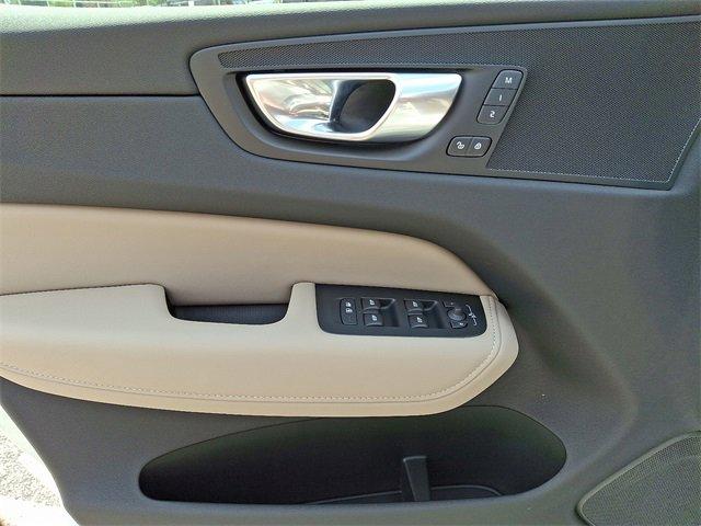 new 2026 Volvo XC60 car, priced at $57,985