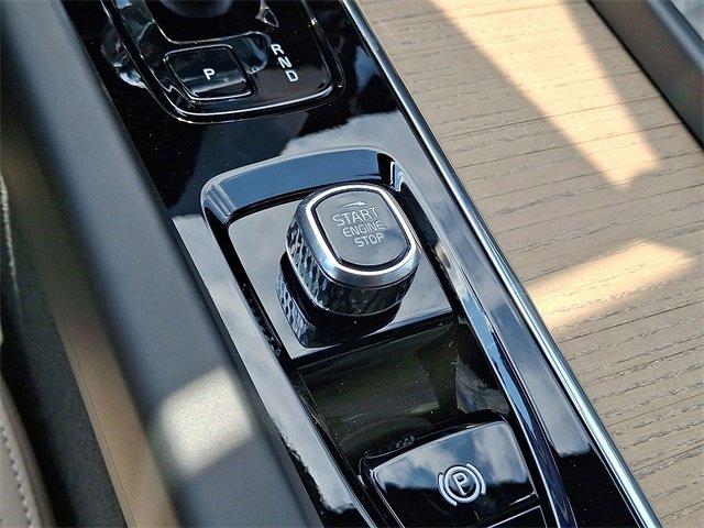 new 2026 Volvo XC60 car, priced at $57,985
