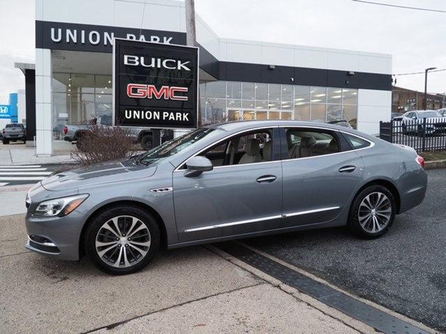 used 2018 Buick LaCrosse car