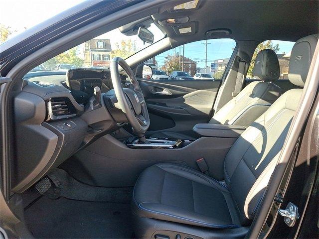 used 2025 Buick Envista car, priced at $25,895