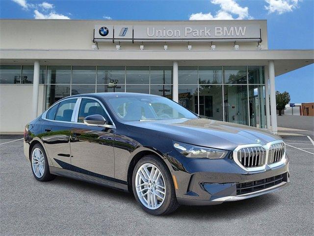 new 2024 BMW 540 car, priced at $67,460