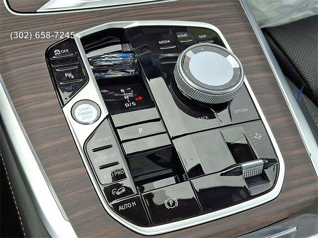 new 2026 BMW X7 car, priced at $100,225