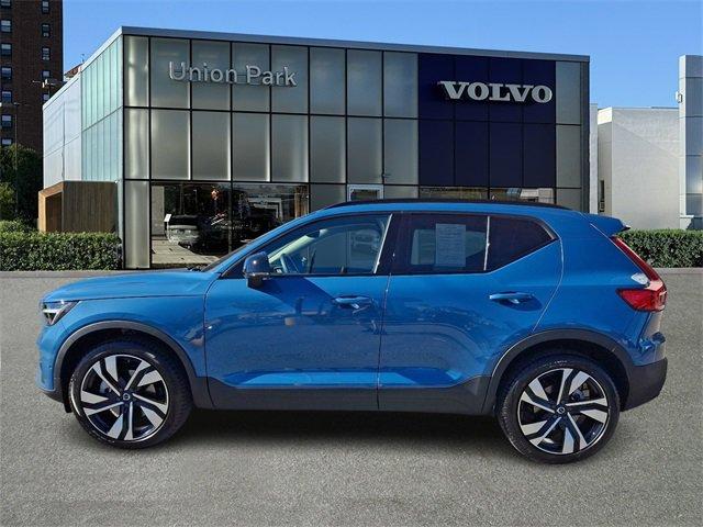 new 2024 Volvo XC40 car, priced at $50,885