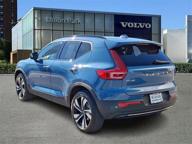 new 2024 Volvo XC40 car, priced at $50,885