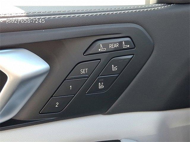 new 2026 BMW X7 car, priced at $103,525