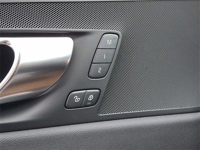 new 2026 Volvo XC60 car, priced at $57,985