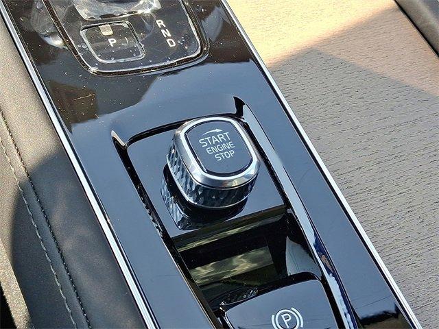 new 2025 Volvo XC90 car, priced at $65,945