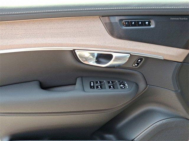 new 2025 Volvo XC90 car, priced at $65,945