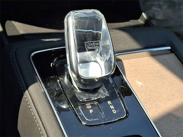 new 2025 Volvo XC90 car, priced at $65,945