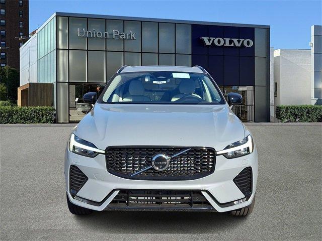 new 2025 Volvo XC60 car, priced at $56,315