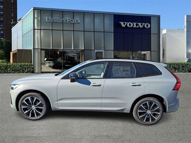 new 2025 Volvo XC60 car, priced at $56,315