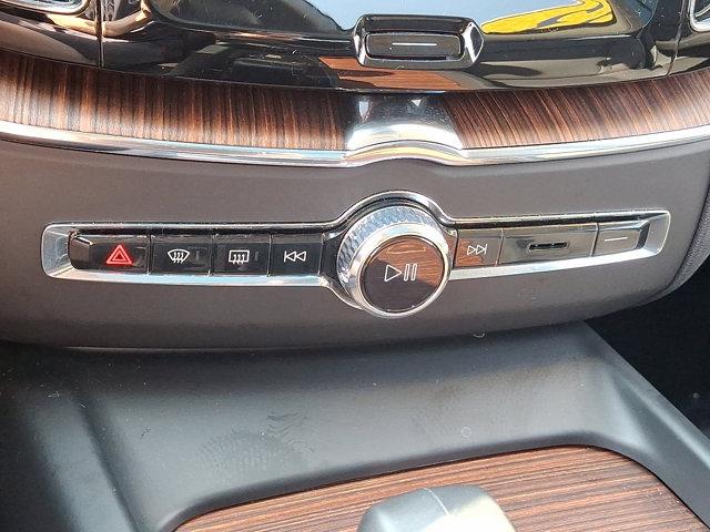 used 2023 Volvo XC60 car, priced at $38,495