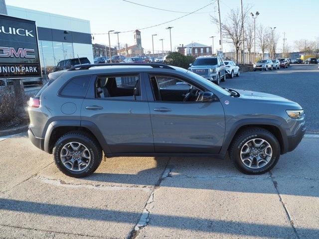 used 2022 Jeep Cherokee car, priced at $25,895