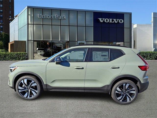 new 2025 Volvo XC40 car, priced at $49,790