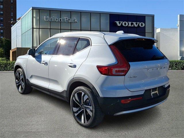 new 2025 Volvo XC40 car, priced at $51,040