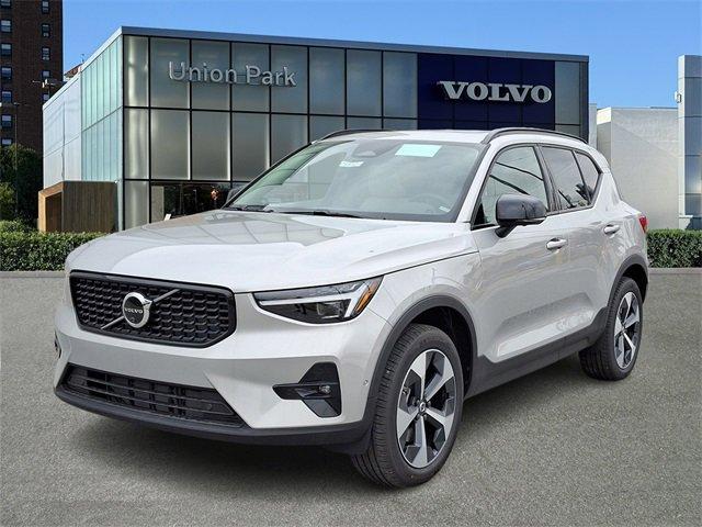 new 2025 Volvo XC40 car, priced at $50,110