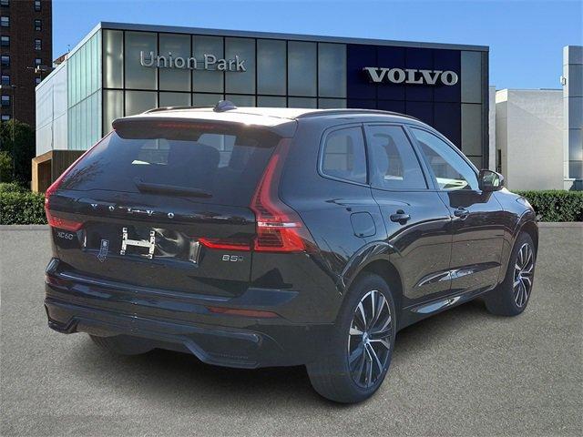 new 2025 Volvo XC60 car, priced at $56,135