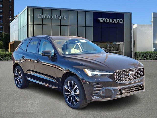 new 2025 Volvo XC60 car, priced at $56,135