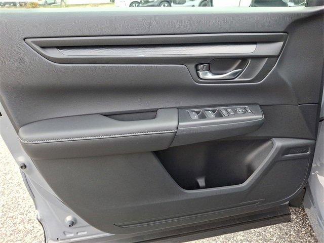 used 2025 Honda CR-V car, priced at $30,895