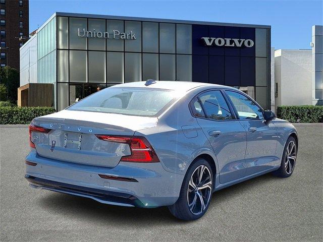 new 2024 Volvo S60 car, priced at $45,580