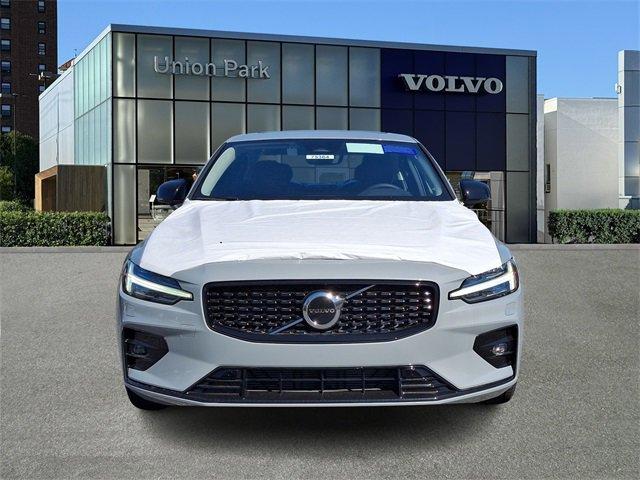 new 2024 Volvo S60 car, priced at $45,580