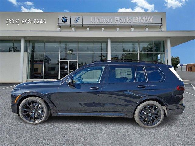 new 2026 BMW X7 car, priced at $102,025