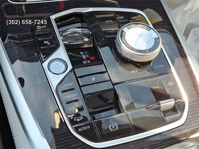 new 2026 BMW X7 car, priced at $102,025