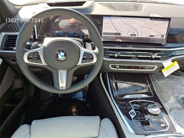 new 2026 BMW X7 car, priced at $102,025