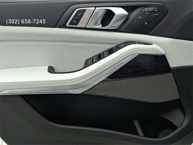 new 2026 BMW X7 car, priced at $97,380