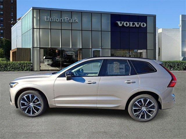 new 2025 Volvo XC60 car, priced at $54,545