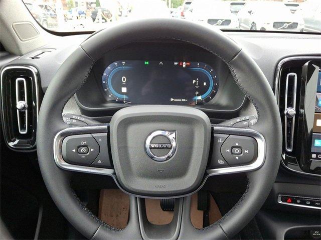 new 2025 Volvo XC40 car, priced at $52,235