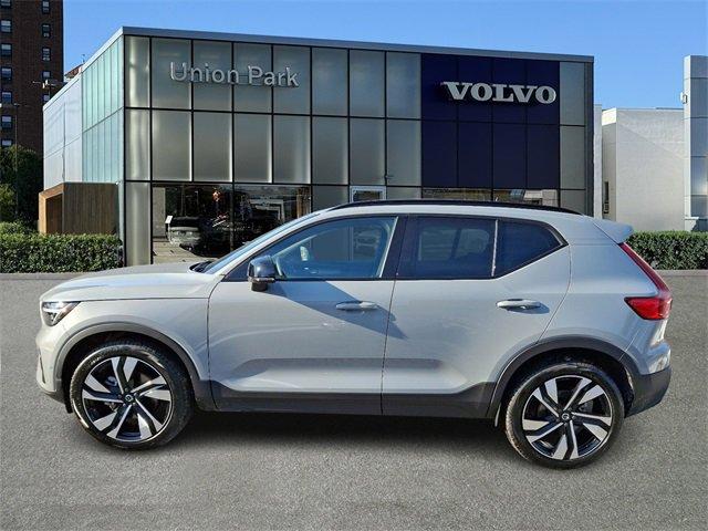 new 2025 Volvo XC40 car, priced at $50,240