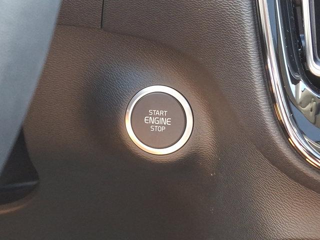 new 2025 Volvo XC40 car, priced at $46,015