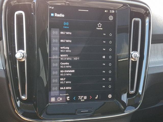 new 2025 Volvo XC40 car, priced at $46,015