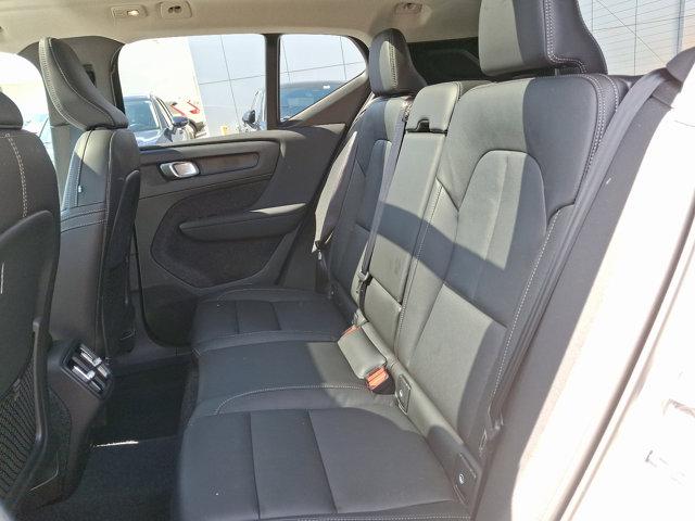 new 2025 Volvo XC40 car, priced at $46,015