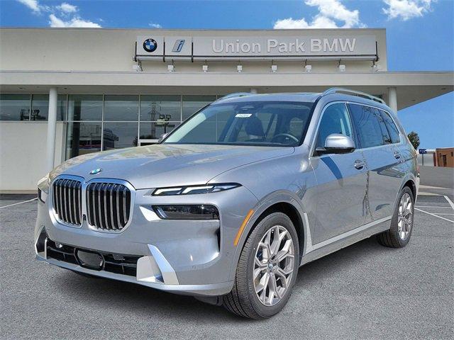 new 2025 BMW X7 car, priced at $90,280