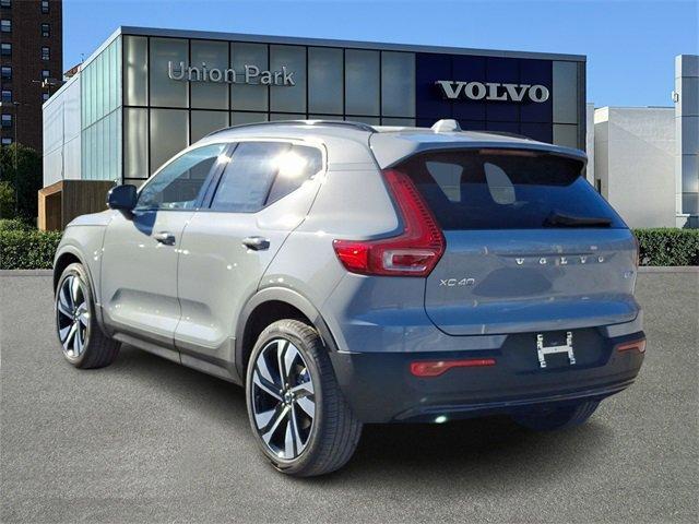 new 2025 Volvo XC40 car, priced at $51,765